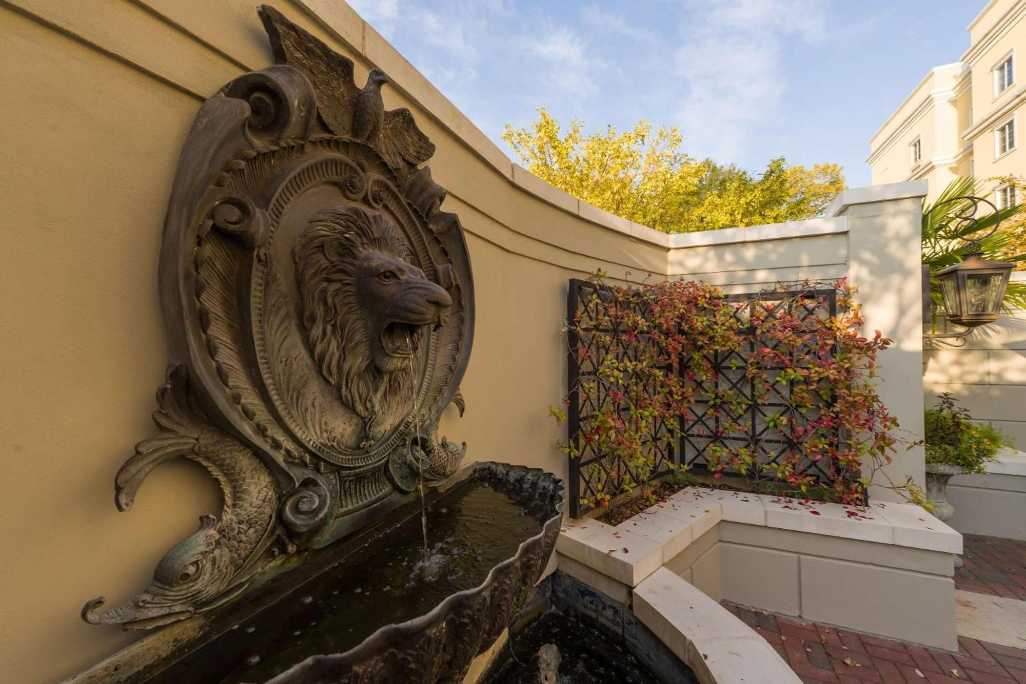 Hotel Hampton & - Vicksburg